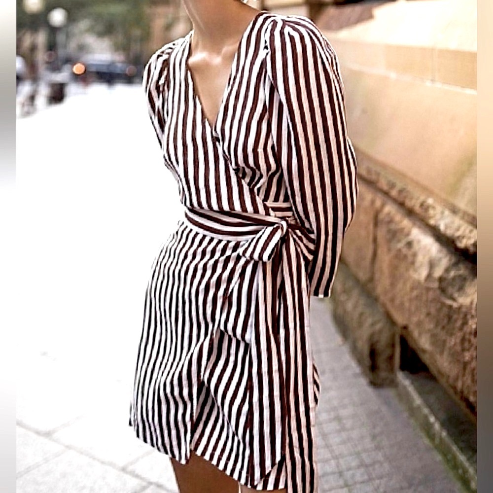 New Country Road 100% Linen Striped Dress